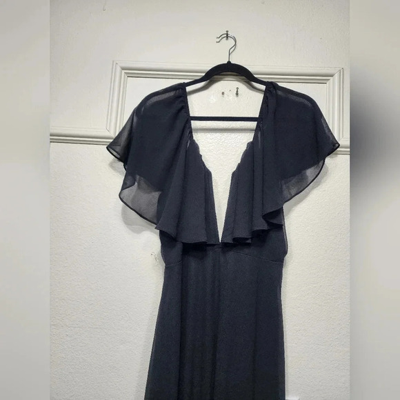 Lulu's Stunning Demeanor Black Flutter Sleeve Backless Maxi Dress M Wedding NWOT - Picture 9 of 11